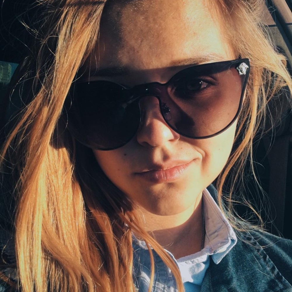Meet your Posher, Ashely